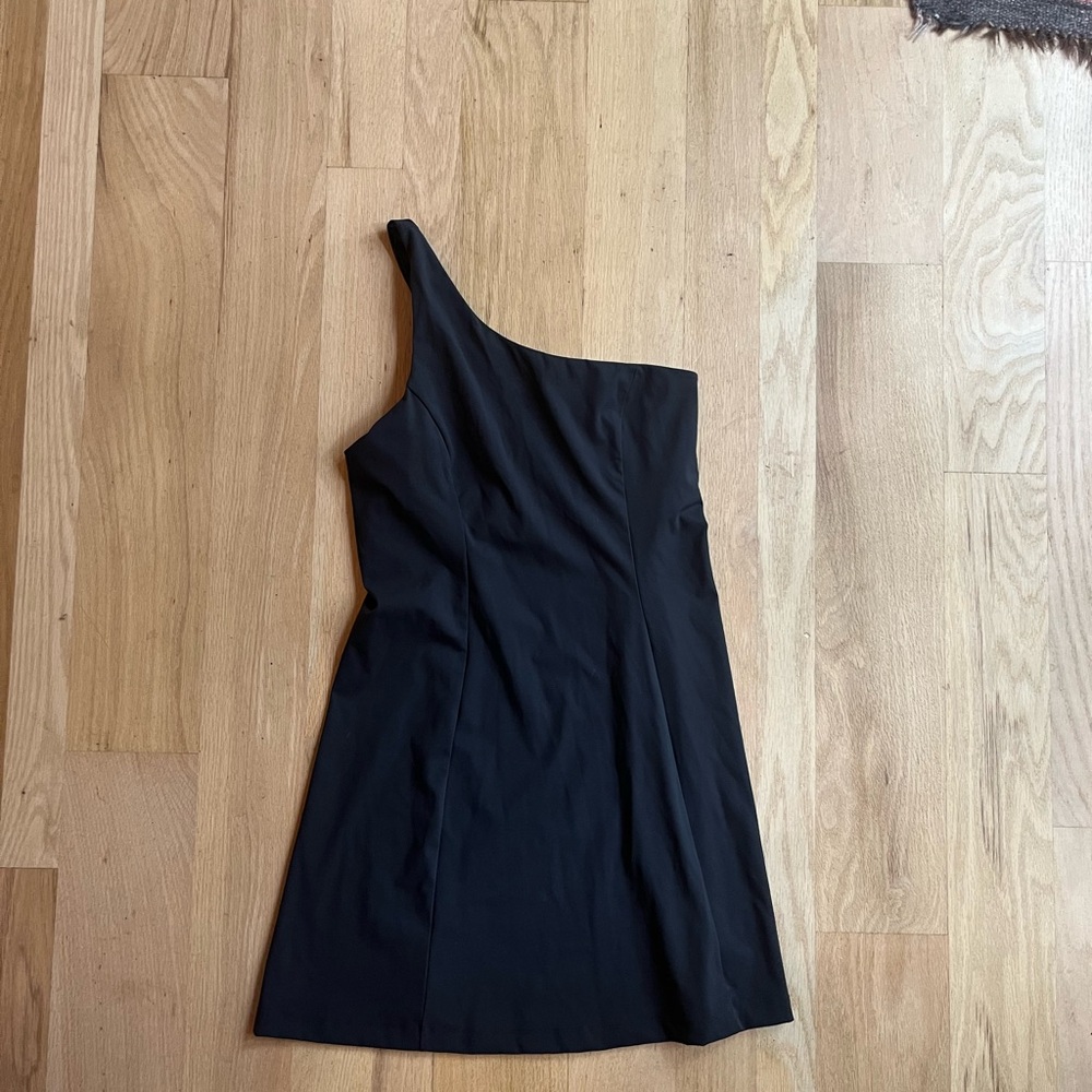 outdoor voices one shoulder dress Navy one shoulder Outdoor Voices workout dress